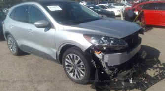 2020 Ford Escape 2.5