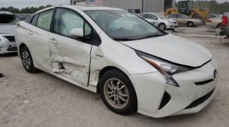 2017 Toyota Prius 1.8