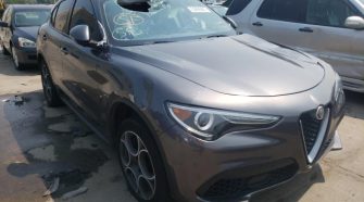 2018 Alfa Romeo Stelvio 2.0