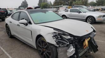 2018 Porsche Panamera 3.0