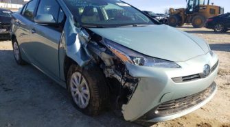 2021 Toyota Prius 1.8