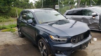 2021 Volvo XC40 2.0