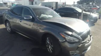 2019 Infiniti Q70 3.7