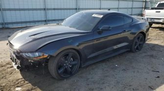 2022 Ford Mustang 2.3