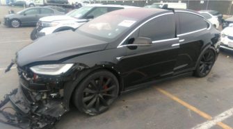 2019 Tesla Model X 100