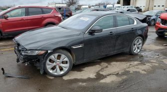 2020 Jaguar XE 2.0