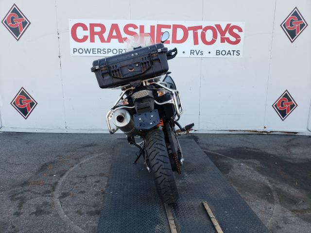 F 800
