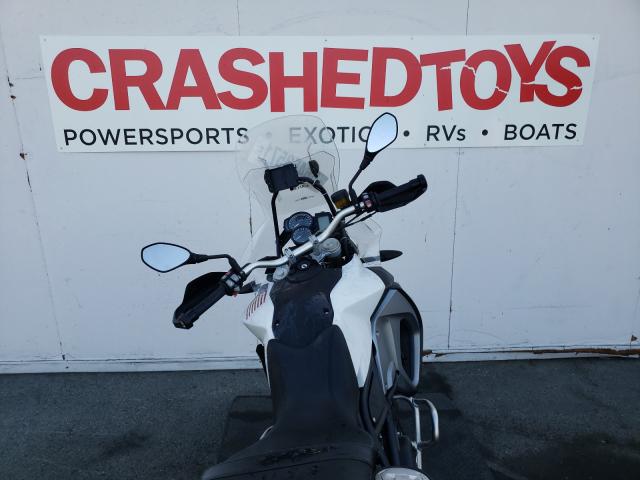  F 800