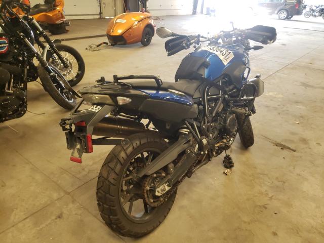 F 700