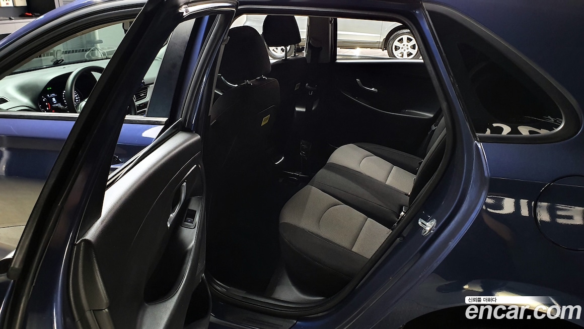  i30