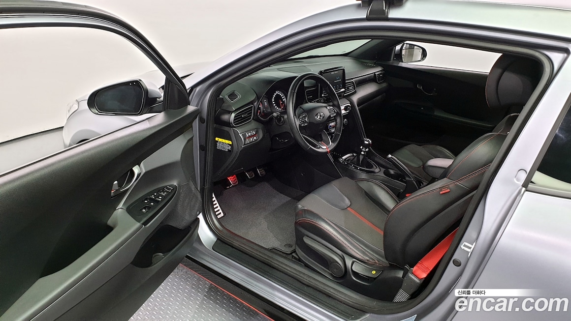  Veloster