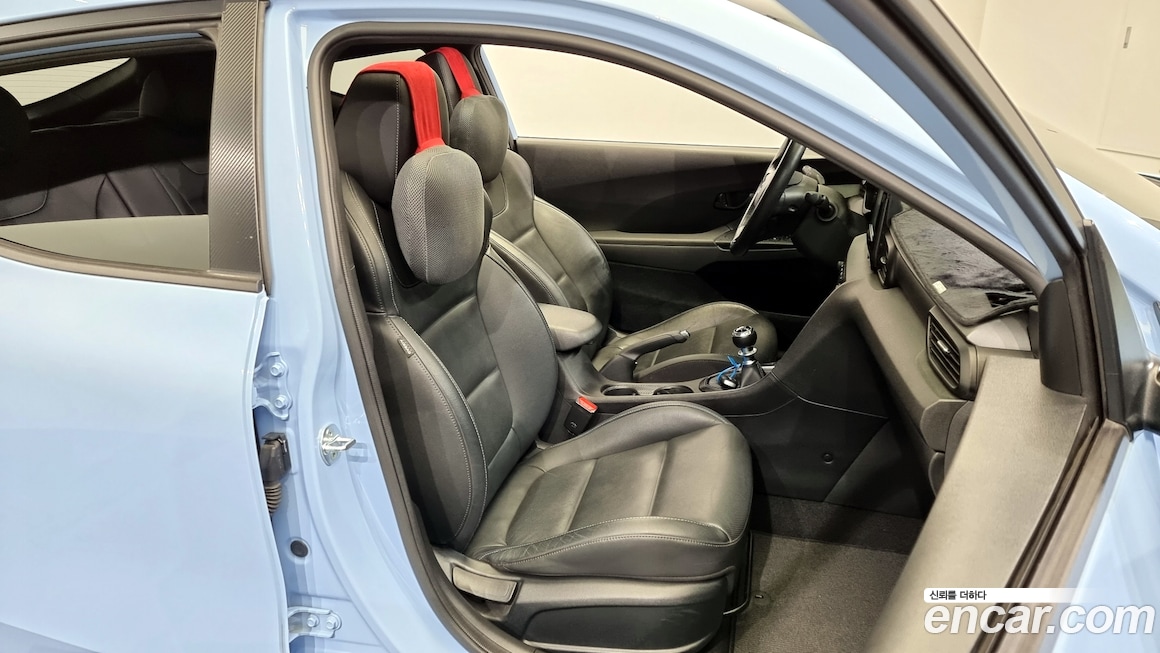  Veloster