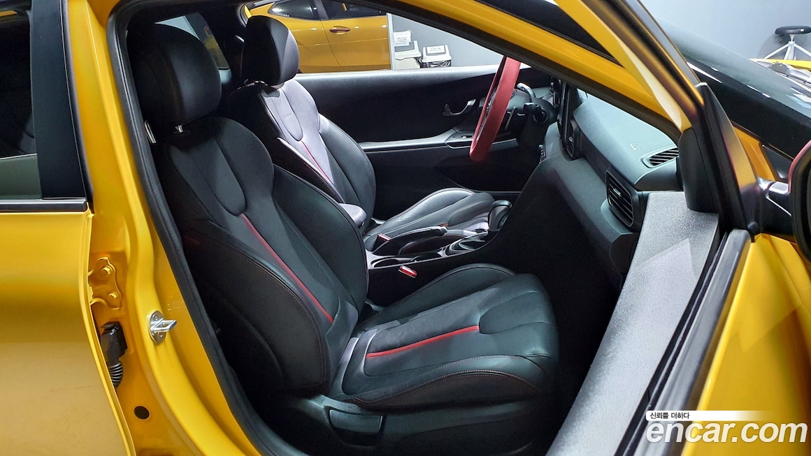  Veloster